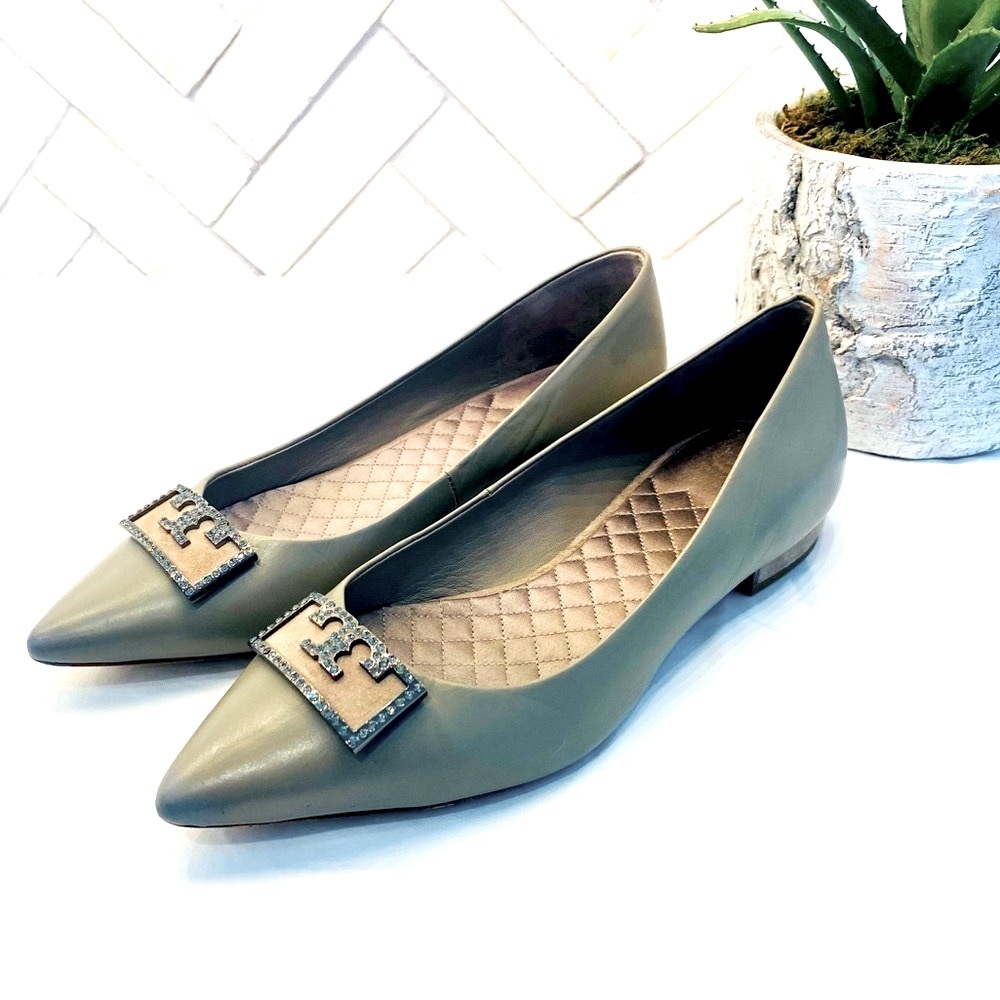 Tory Burch Gray Leather & Suede flat Shoe | Size 8.5